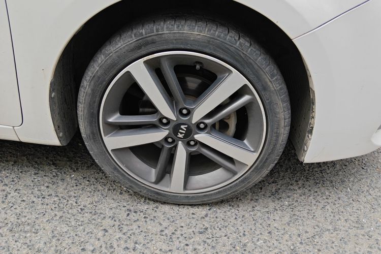 Kia K3 2018 #9 Kia K3 2018 car image #9