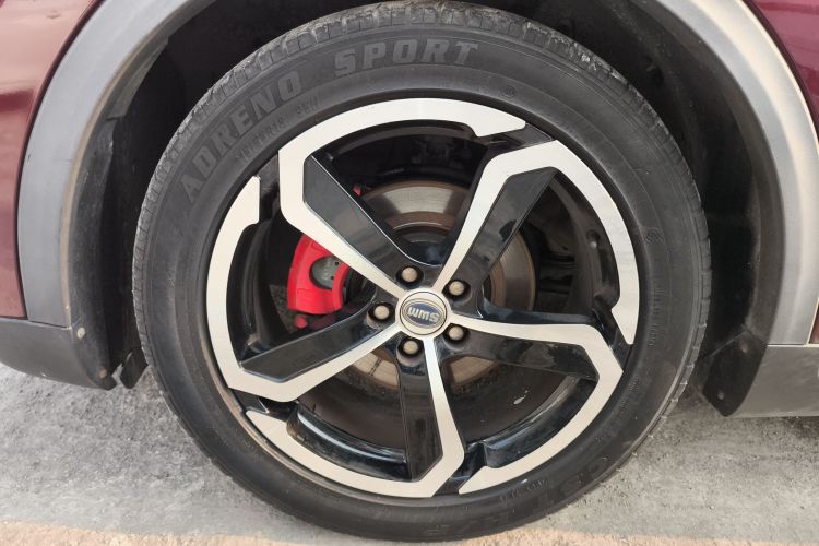 SWM X7 2018 #9 SWM X7 2018 صورة سيارة #9