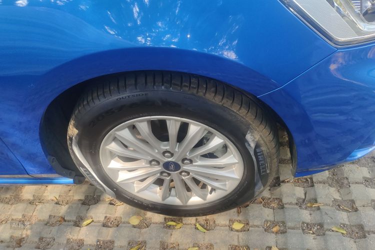 Ford Focus 2020 #9 Ford Focus 2020 car image #9