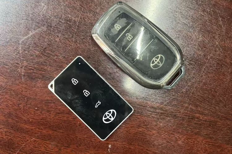 丰田 亚洲龙 2024 汽车图片 #9