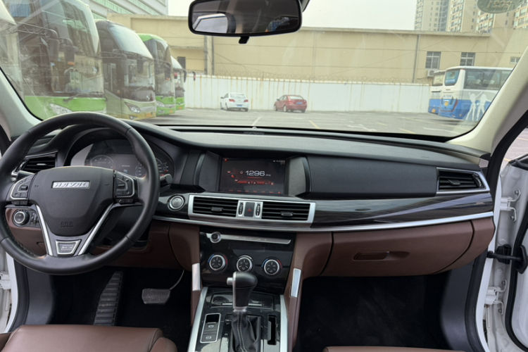 Haval H7 2019 #9 Haval H7 2019 immagine di auto #9