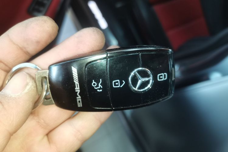 Mercedes-Benz CLA AMG 2022 صورة سيارة #9