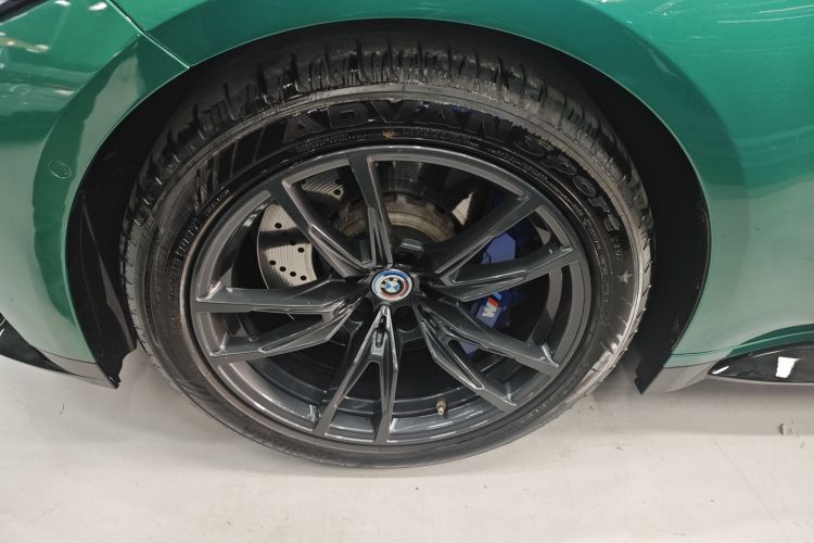 BMW M3 2023 immagine di auto #9