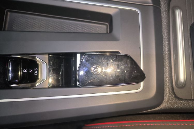 Volkswagen GolfGTI 2022 #9 Volkswagen GolfGTI 2022 immagine di auto #9