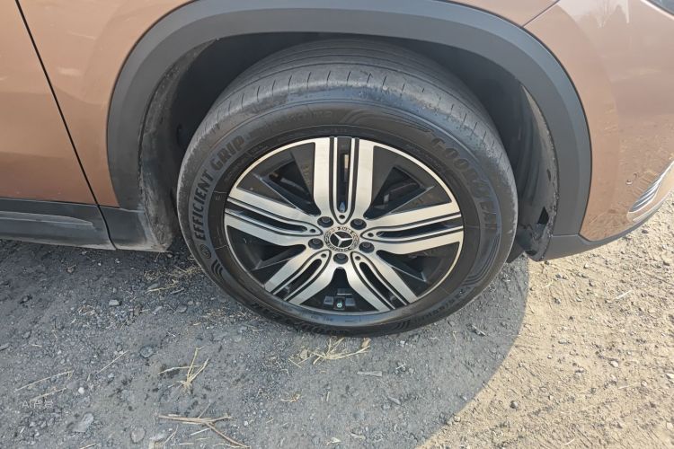 Mercedes-Benz EQA Class 2023 صورة سيارة #9