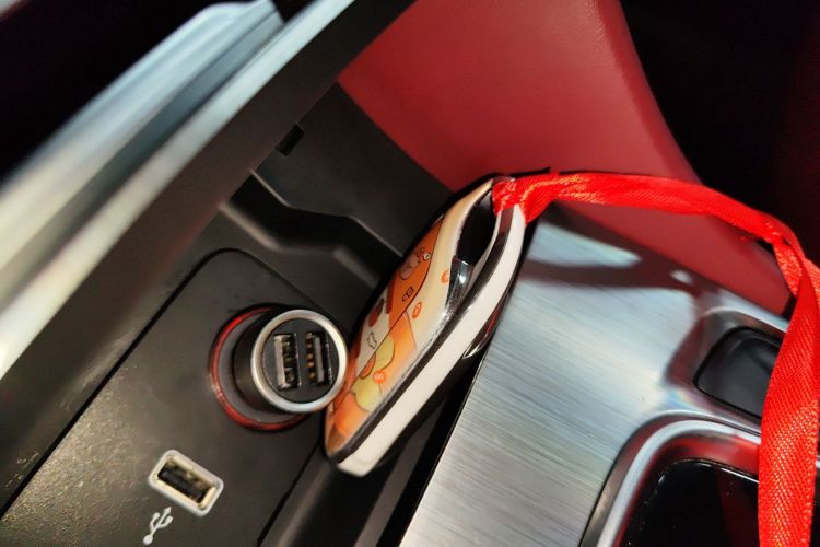 MG HS 2020 car image #9