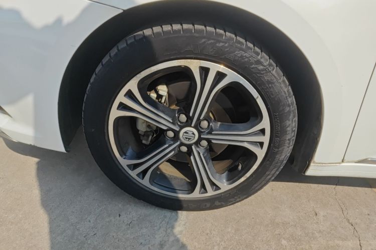 MG 6 2018 car image #9