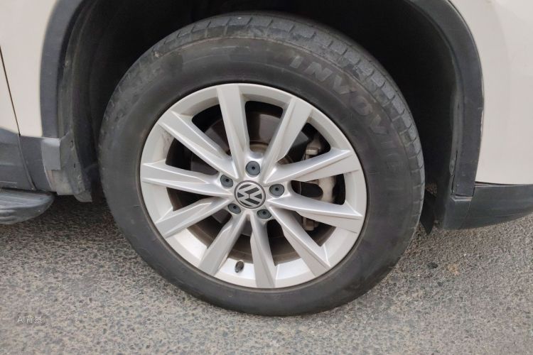 Volkswagen Tiguan 2017 #9 Volkswagen Tiguan 2017 car image #9
