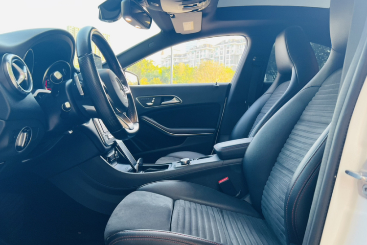 Mercedes-Benz CLA Class (Imported) 2018 #9 Mercedes-Benz CLA Class (Imported) 2018 immagine di auto #9