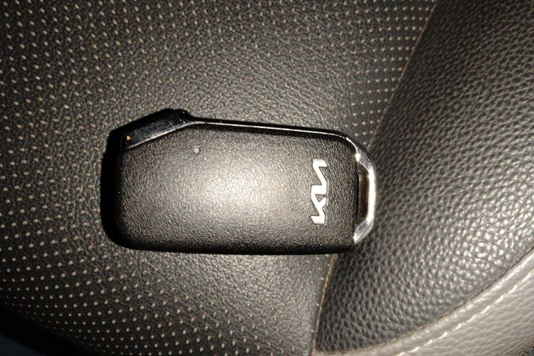 起亚 奕跑 2023 汽车图片 #9