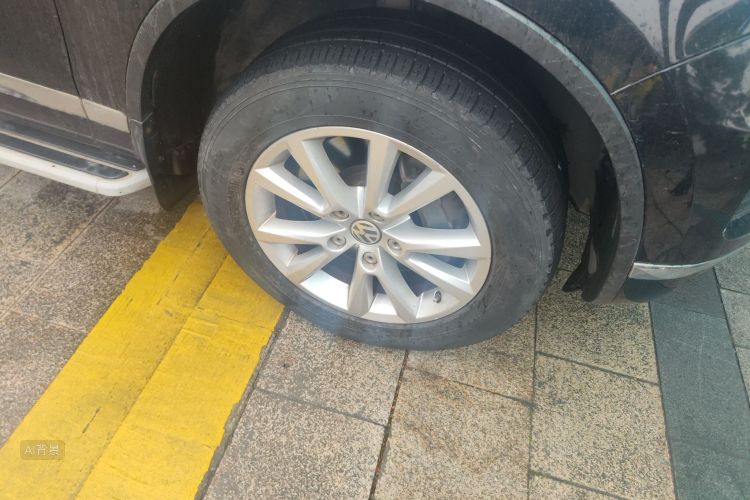 Volkswagen Touareg 2017 #9 Volkswagen Touareg 2017 car image #9