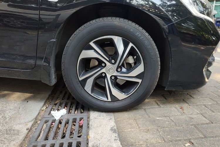 Honda Accord 2016 #9 Honda Accord 2016 car image #9