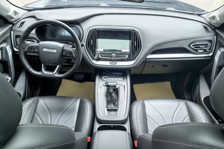X70M 2021 car image #9