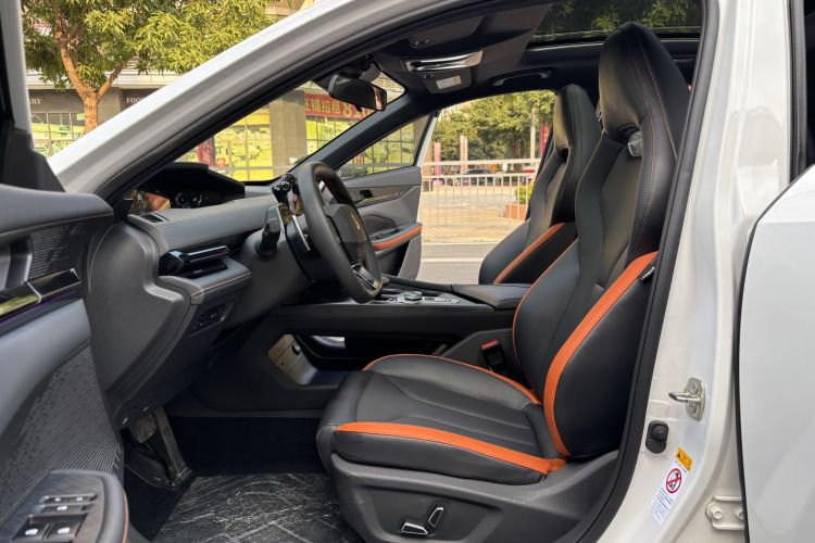 Changan UNI-V 2023 car image #9