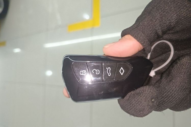 Haval H6 Coupe 2016 #9 Haval H6 Coupe 2016 car image #9