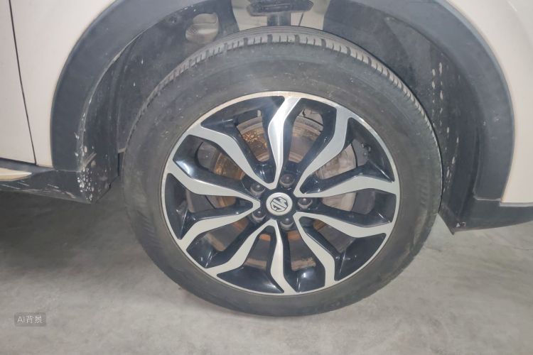 MG GS 2017 car image #9