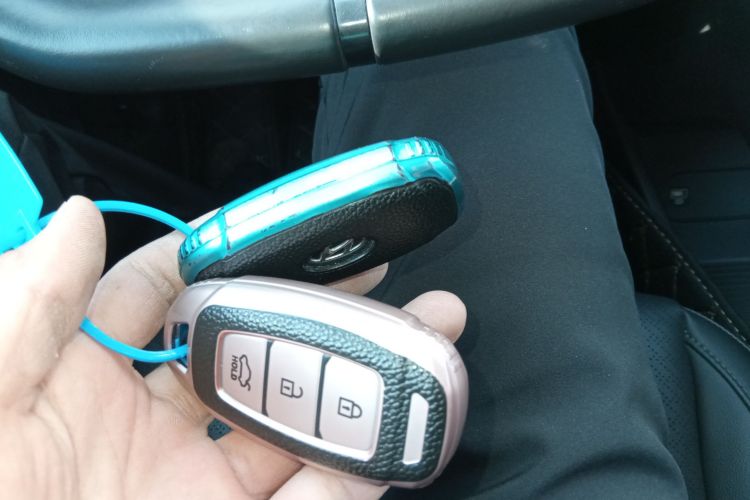 Hyundai Kona EV 2021 car image #9