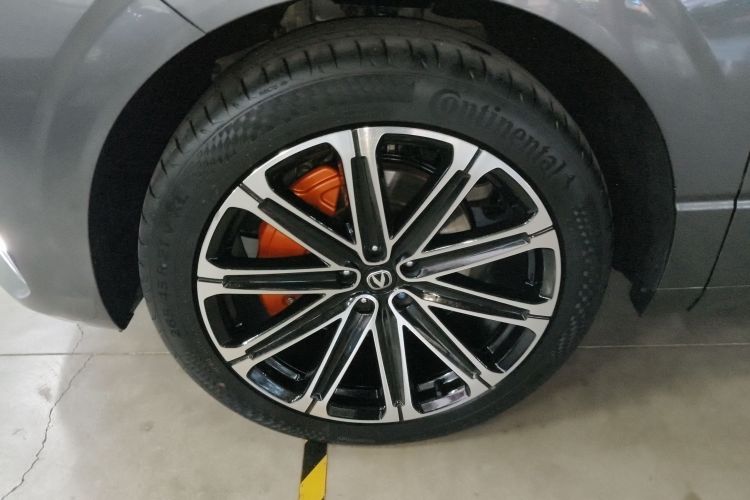 Changan UNI-K iDD 2023 car image #9