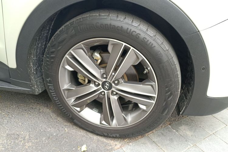 Hyundai Grand Santa Fe 2015 #9 Hyundai Grand Santa Fe 2015 car image #9