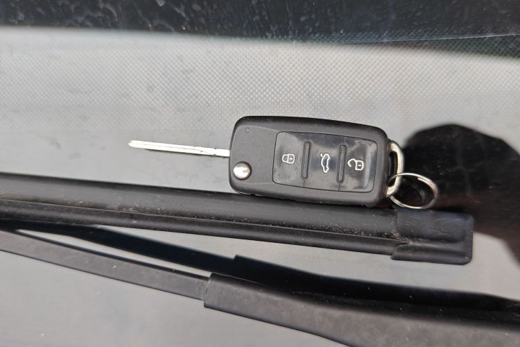 Skoda Yeti 2017 imagen de coche #9