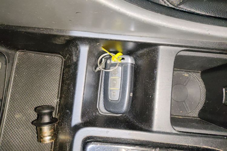 Hyundai Sonata 2015 car image #9