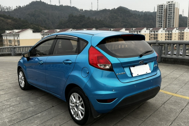 Ford Fiesta 2015 #9 Ford Fiesta 2015 car image #9