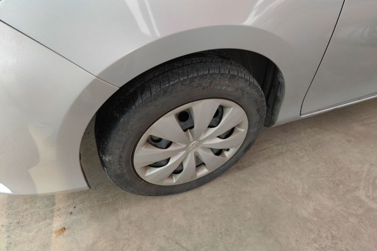 Toyota Yaris L Zhixiang 2018 صورة سيارة #9