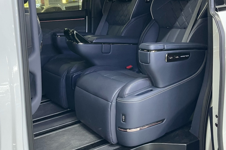 GAC Trumpchi Xiangwang M8 car image #9