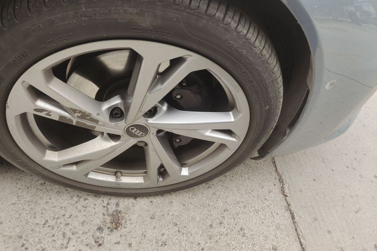 Audi e-tron GT 2024 car image #9