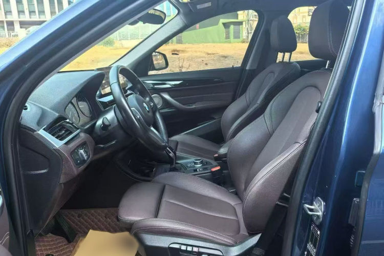 BMW X1 2021 immagine di auto #9