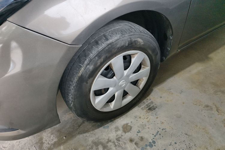 Nissan Sunny 2019 car image #9