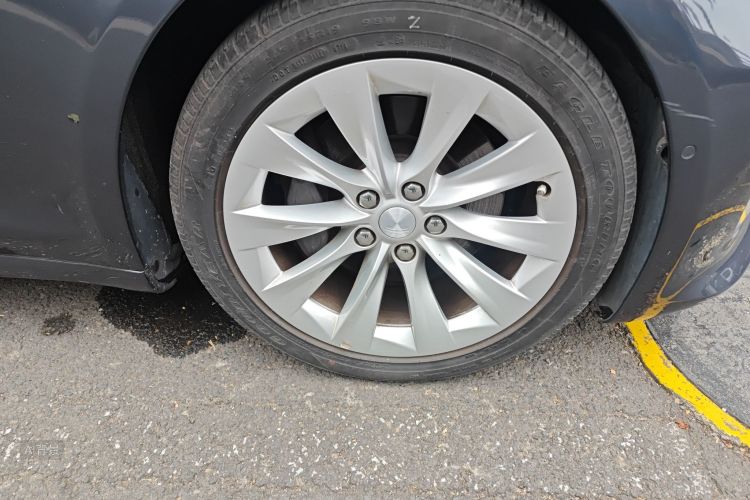 特斯拉 Model S 2019 汽车图片 #9