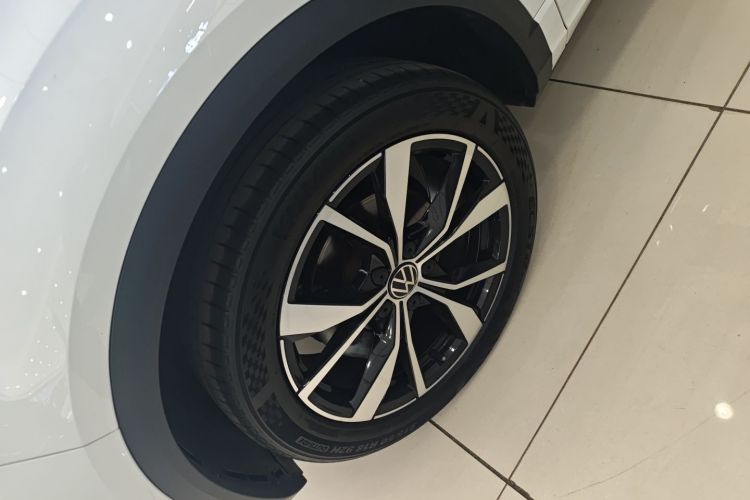 T-Roc 2023 car image #9