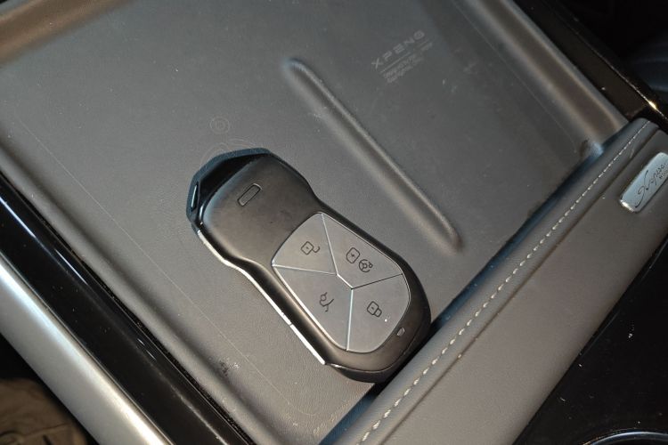 Xpeng G9 2022 #9 Xpeng G9 2022 immagine di auto #9