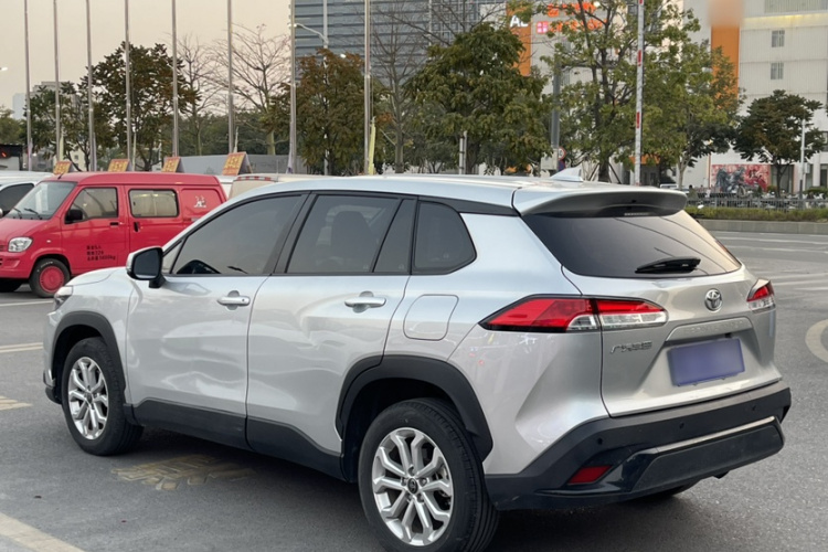 Toyota Frontlander 2023 car image #9