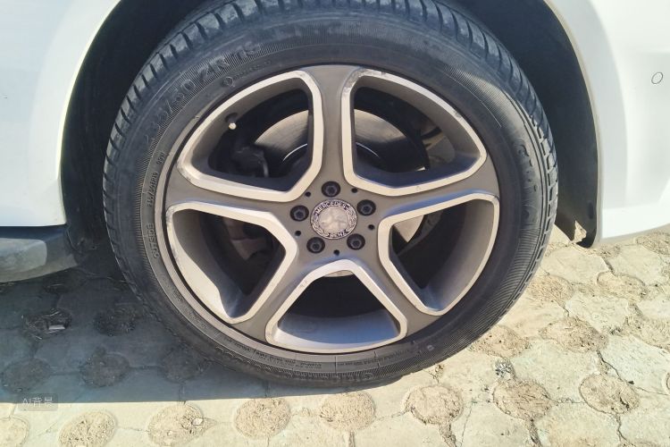 Mercedes-Benz GLK Class 2014 car image #9