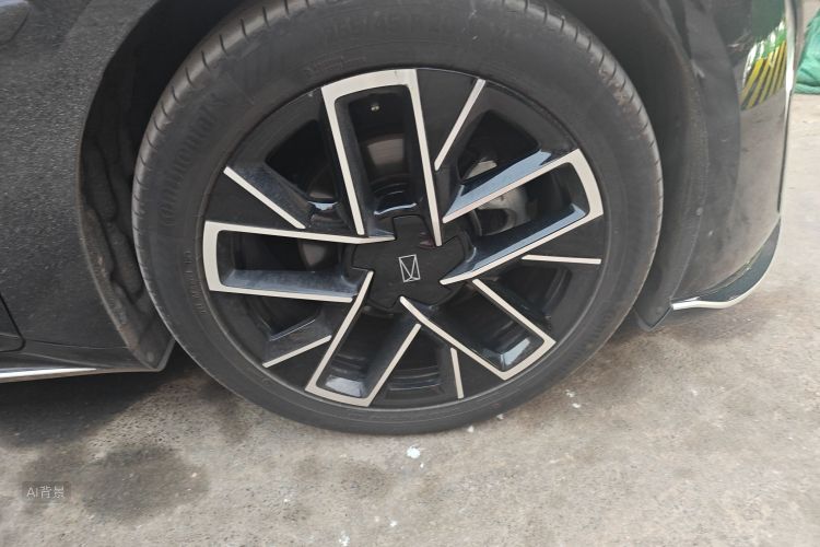 阿维塔 阿维塔06 2025 汽车图片 #9