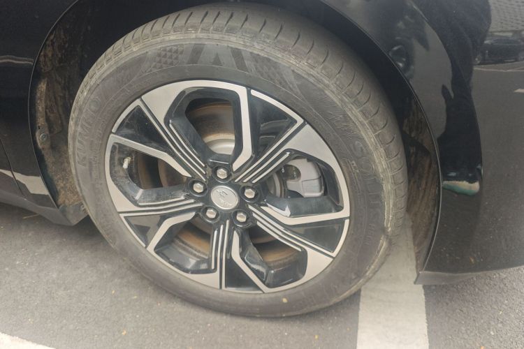 HongQi E-QM5 2024 immagine di auto #9