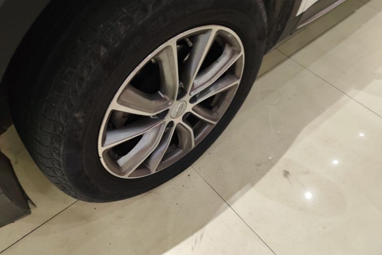 GEELY Boyue 2018 immagine di auto #9