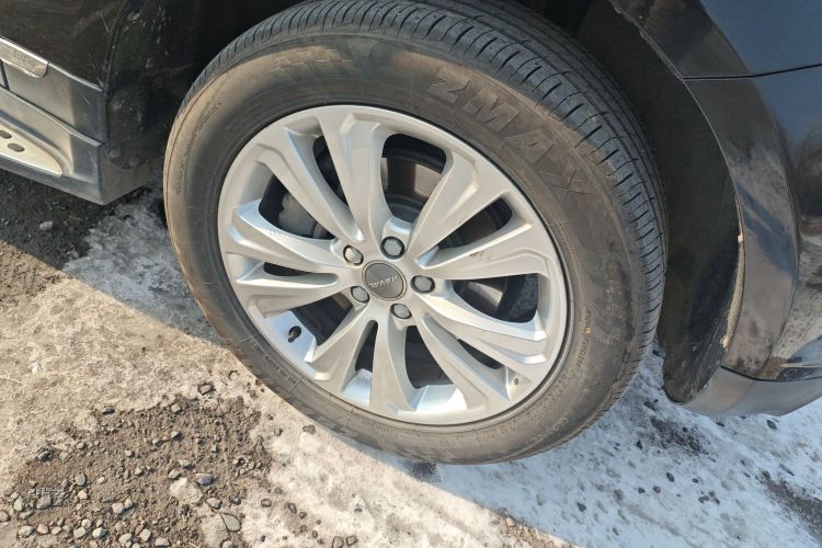 Haval H8 2017 car image #9