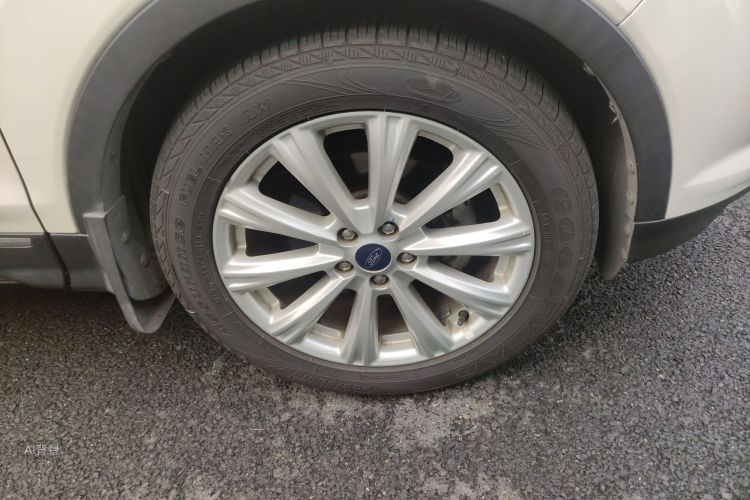 Ford Kuga 2017 car image #9