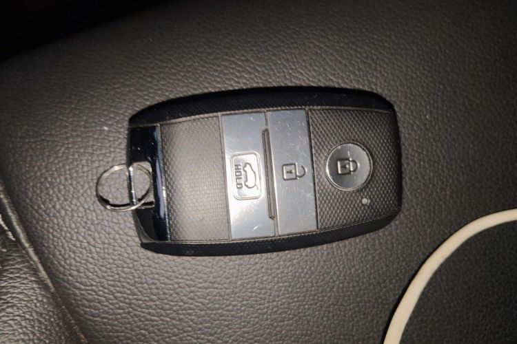 Kia KX5 2018 immagine di auto #9