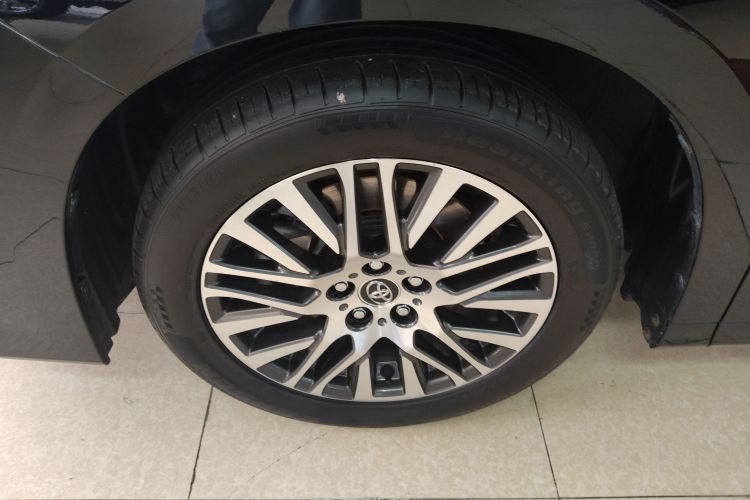 Toyota Alphard 2017 car image #9