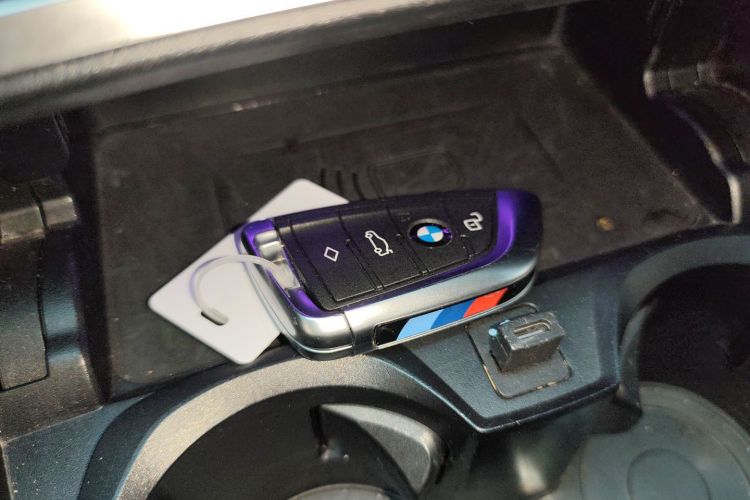 BMW M4 2023 #9 BMW M4 2023 car image #9