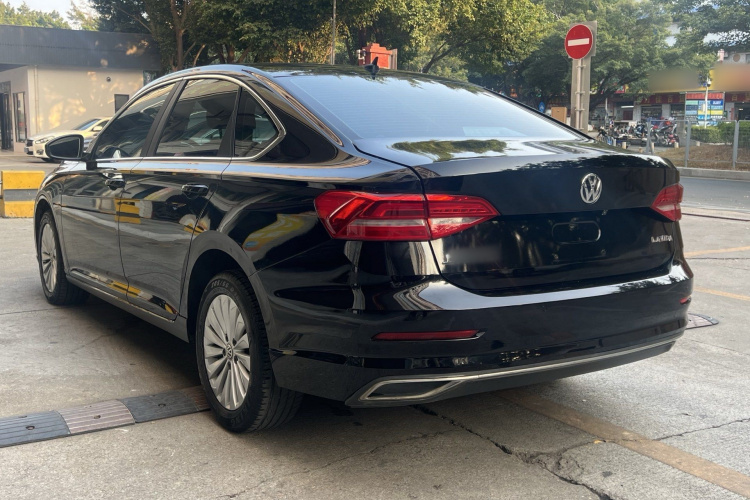 Volkswagen Lavida 2019 car image #9