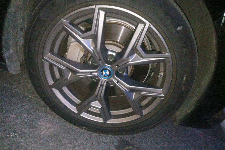 BMW i3 2024 car image #9