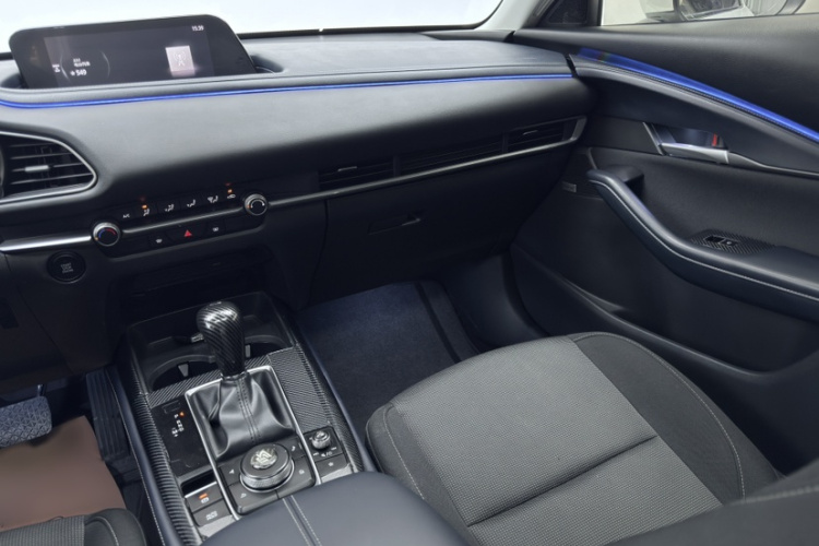 Mazda CX-30 2021 car image #9