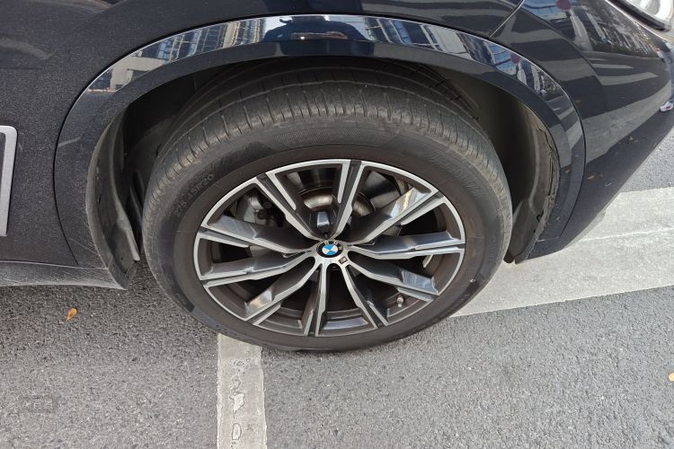 BMW X5 2022 صورة سيارة #9