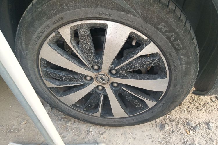 Forthing JOYEAR X6 2017 #9 Forthing JOYEAR X6 2017 imagem de carro #9