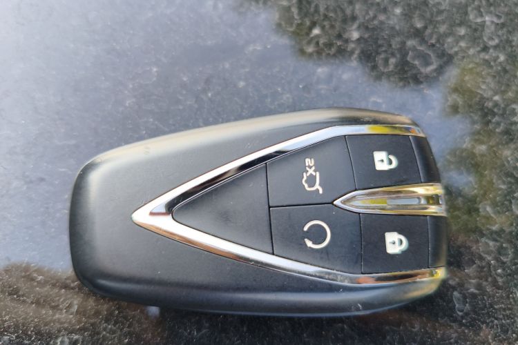 Changan UNI-V 2022 car image #9